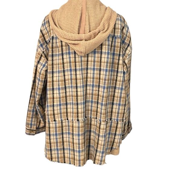 Davi & Dani Women’s Plaid Flannel/Waffle Knit Hooded Jacket - Picture 3 of 12